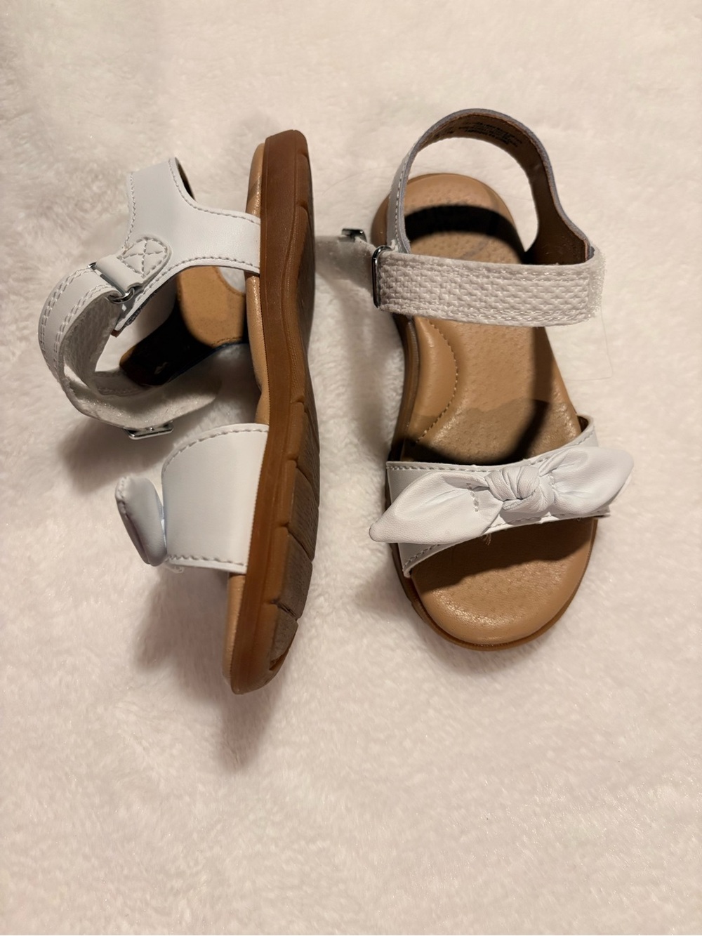 Stride Rite White Knotted Front Girls Sandals - Picture 2 of 4